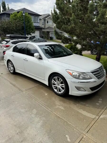 Hyundai Genesis