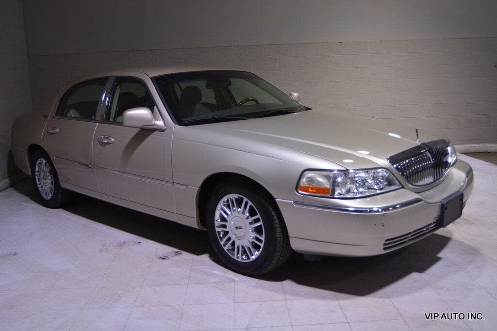 Lincoln Town Car