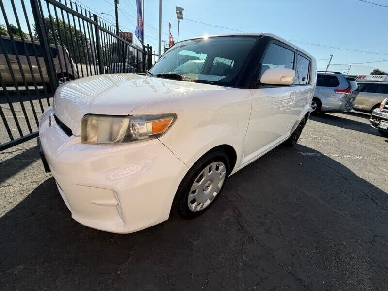 Toyota SCION xB