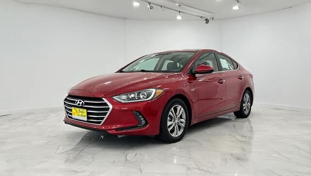 2017 HYUNDAI Elantra