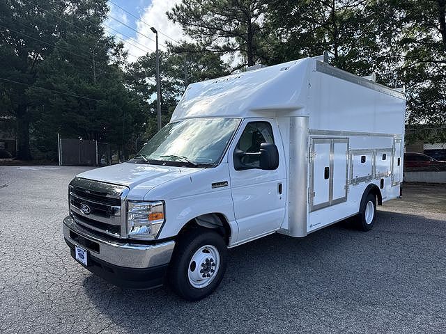 2026 FORD E-450