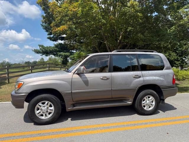 Lexus LX