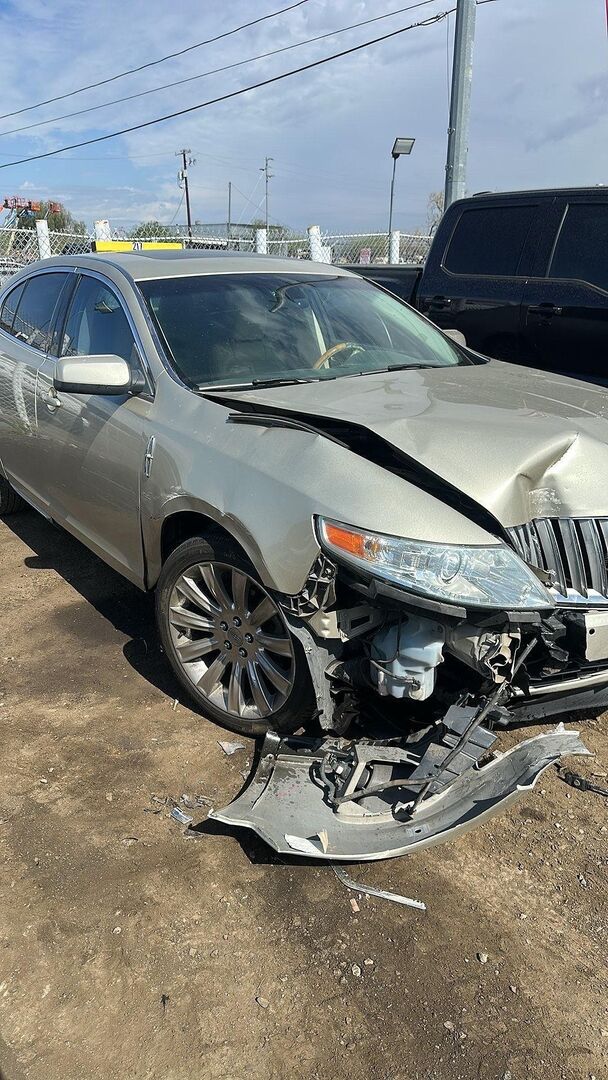 Lincoln MKS