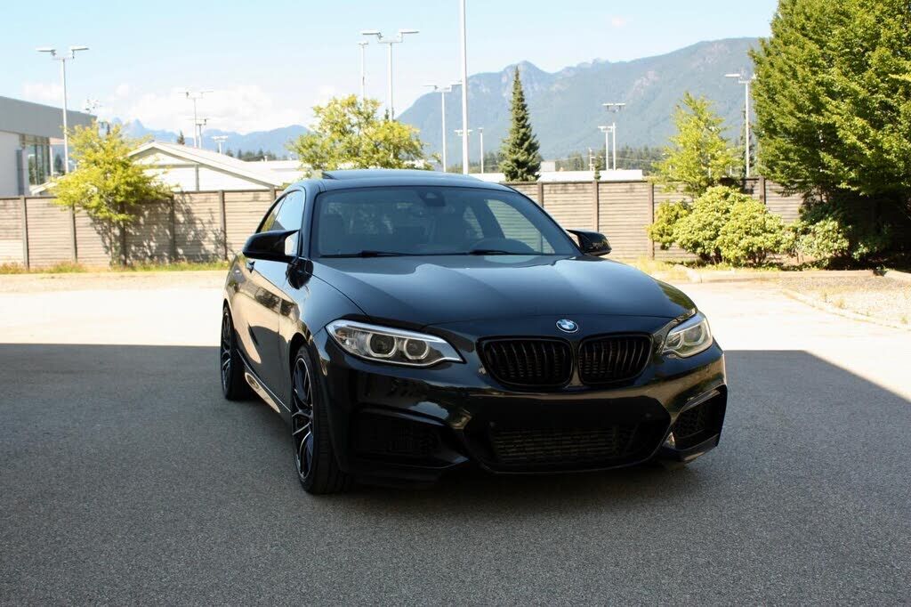 BMW M235i