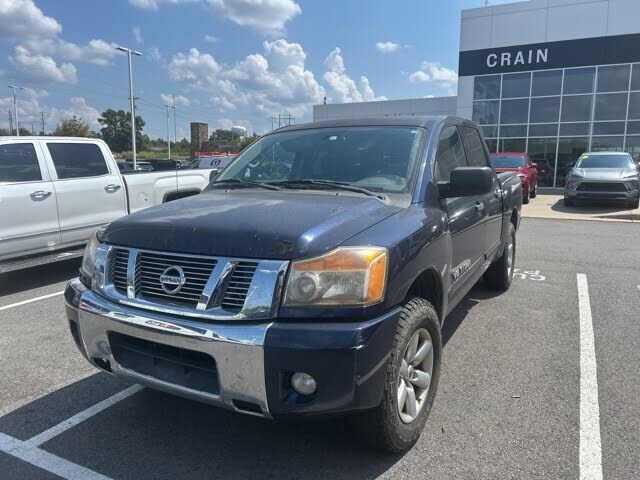 2012 NISSAN Titan