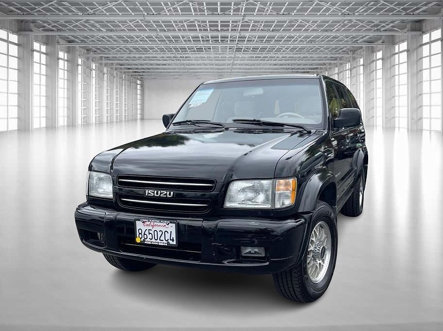 Isuzu Trooper