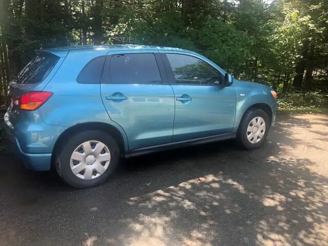 Mitsubishi RVR