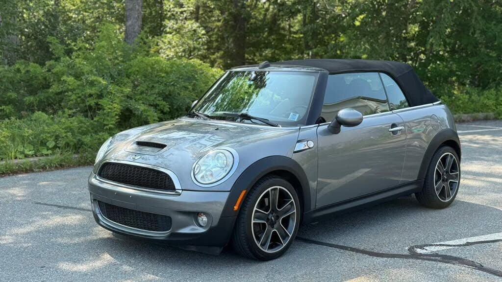 MINI Cooper Convertible