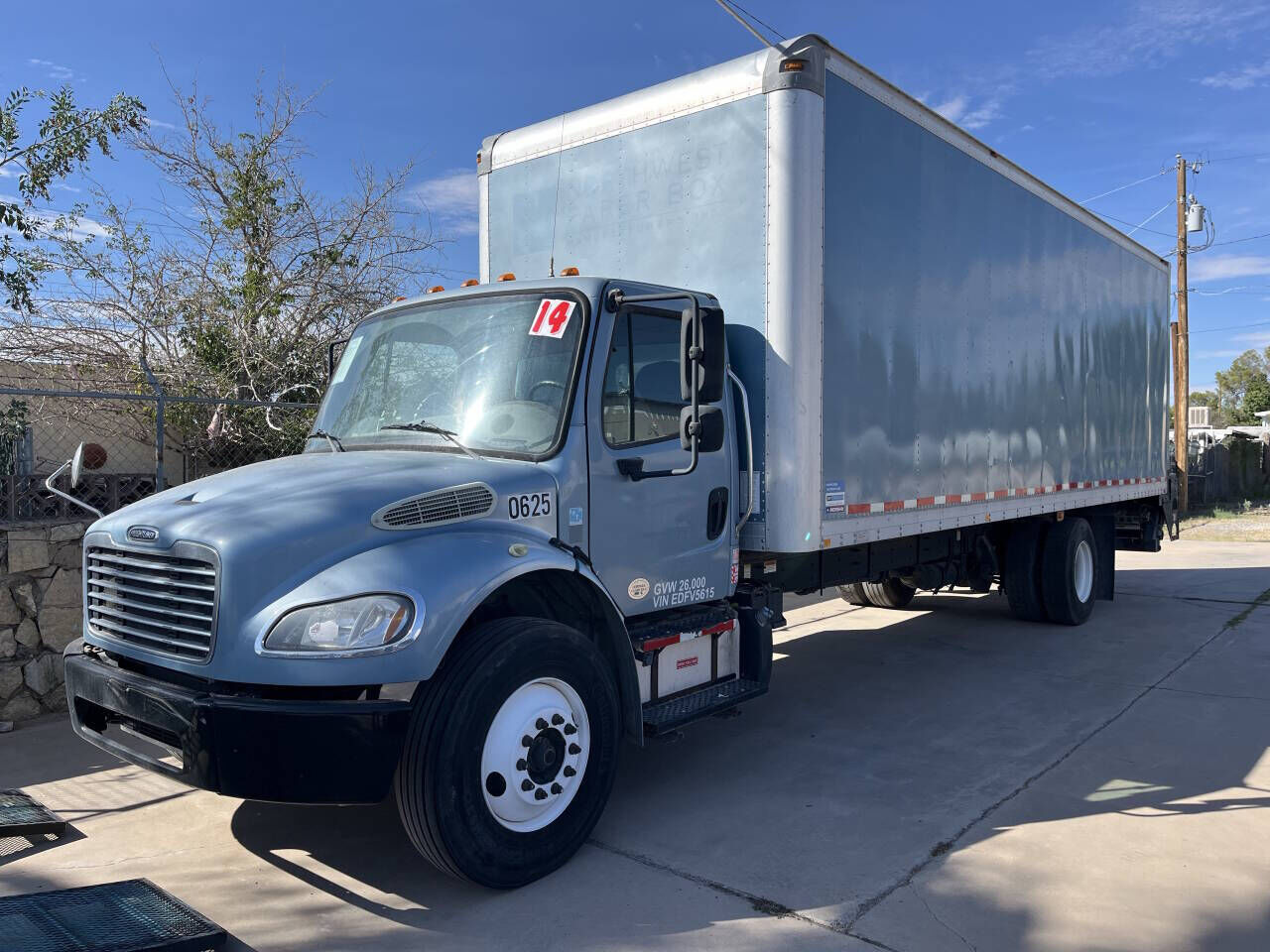2014 FREIGHTLINER M2