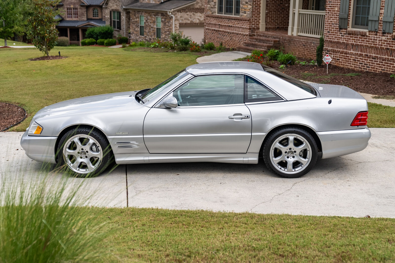 Mercedes-Benz SL-Class