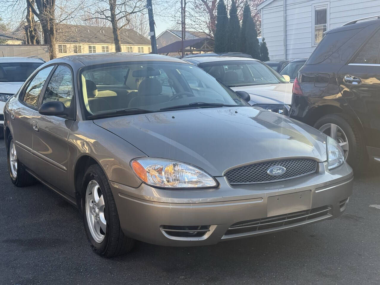 2006 FORD Taurus