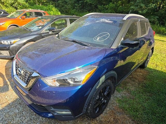 2020 NISSAN Kicks