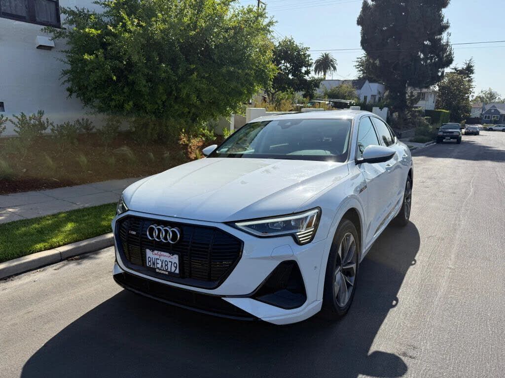 2021 AUDI e-tron Sportback