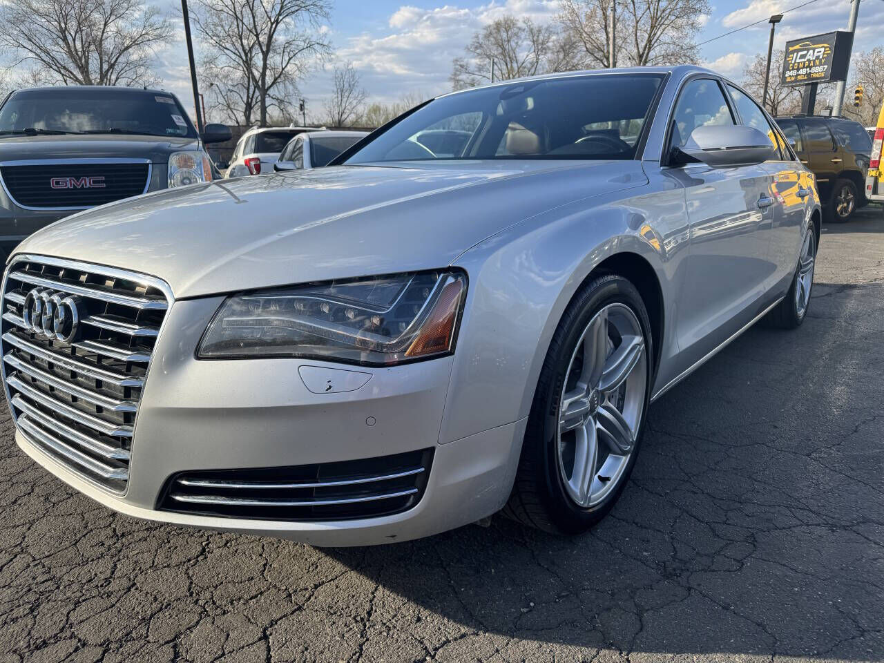 2011 AUDI A8
