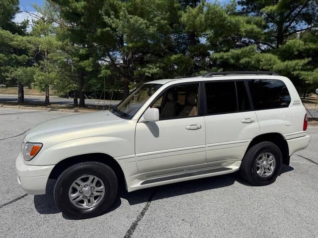 Lexus LX