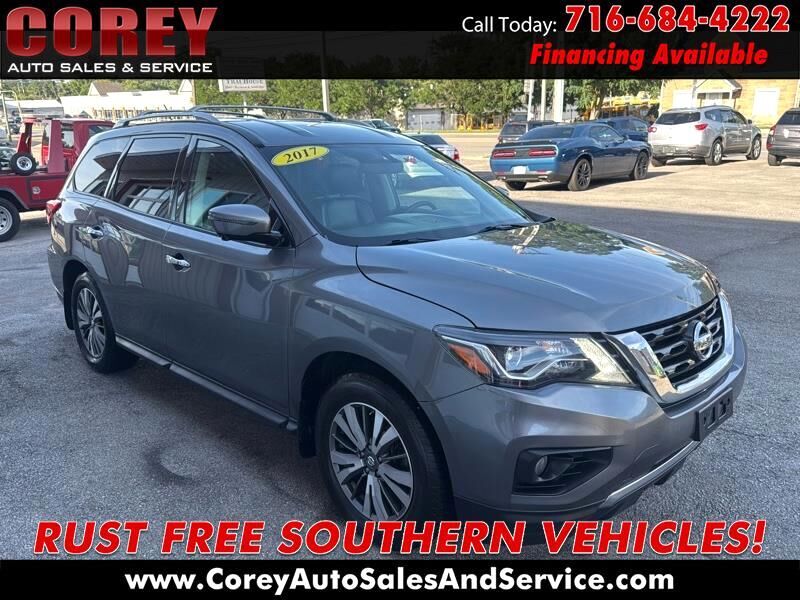 2017 NISSAN Pathfinder