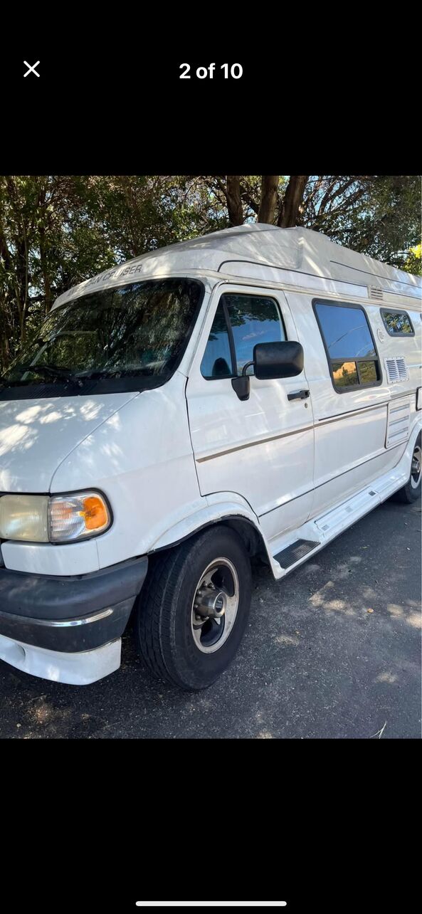 Dodge Ram Van