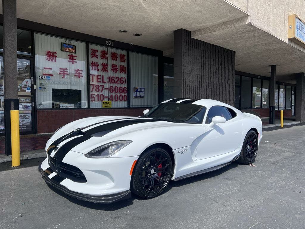 2016 DODGE Viper