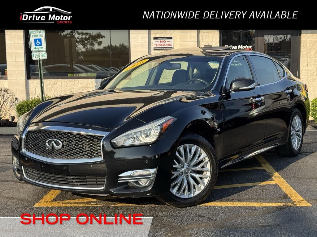 Infiniti Q70L