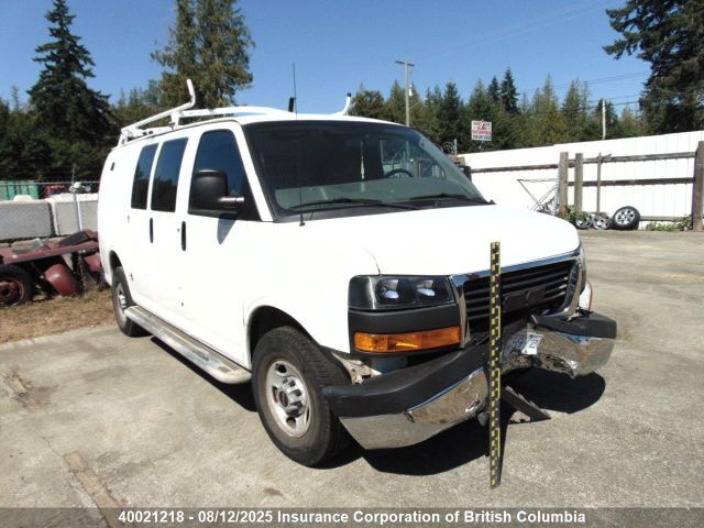 GMC Savana