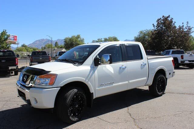 Nissan Titan