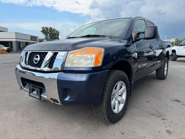 Nissan Titan