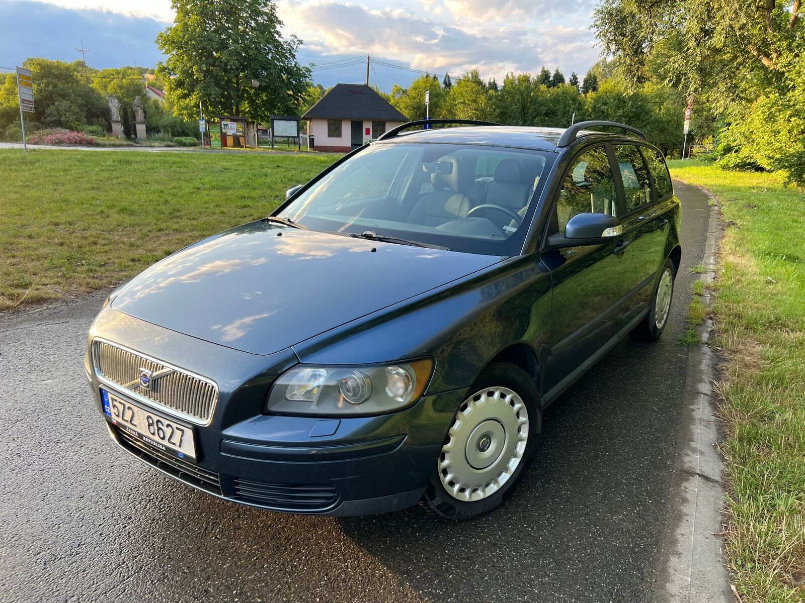 Volvo V50