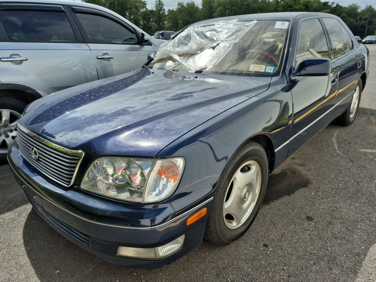 Lexus LS