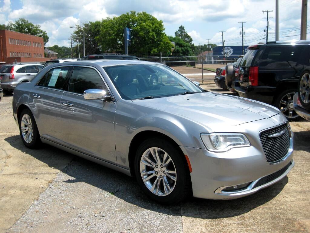 2017 CHRYSLER 300