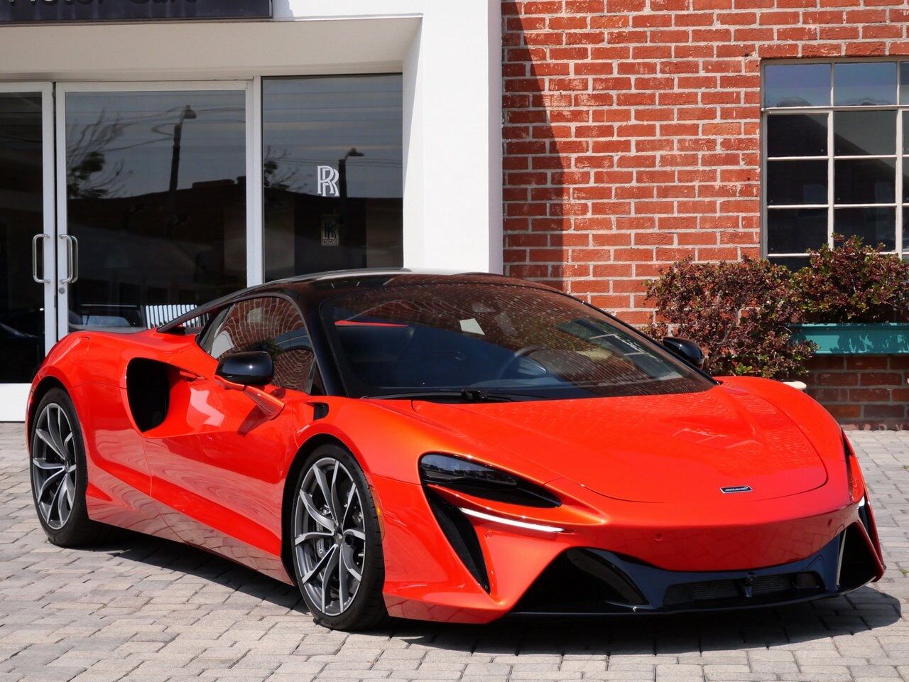 2024 MCLAREN ARTURA