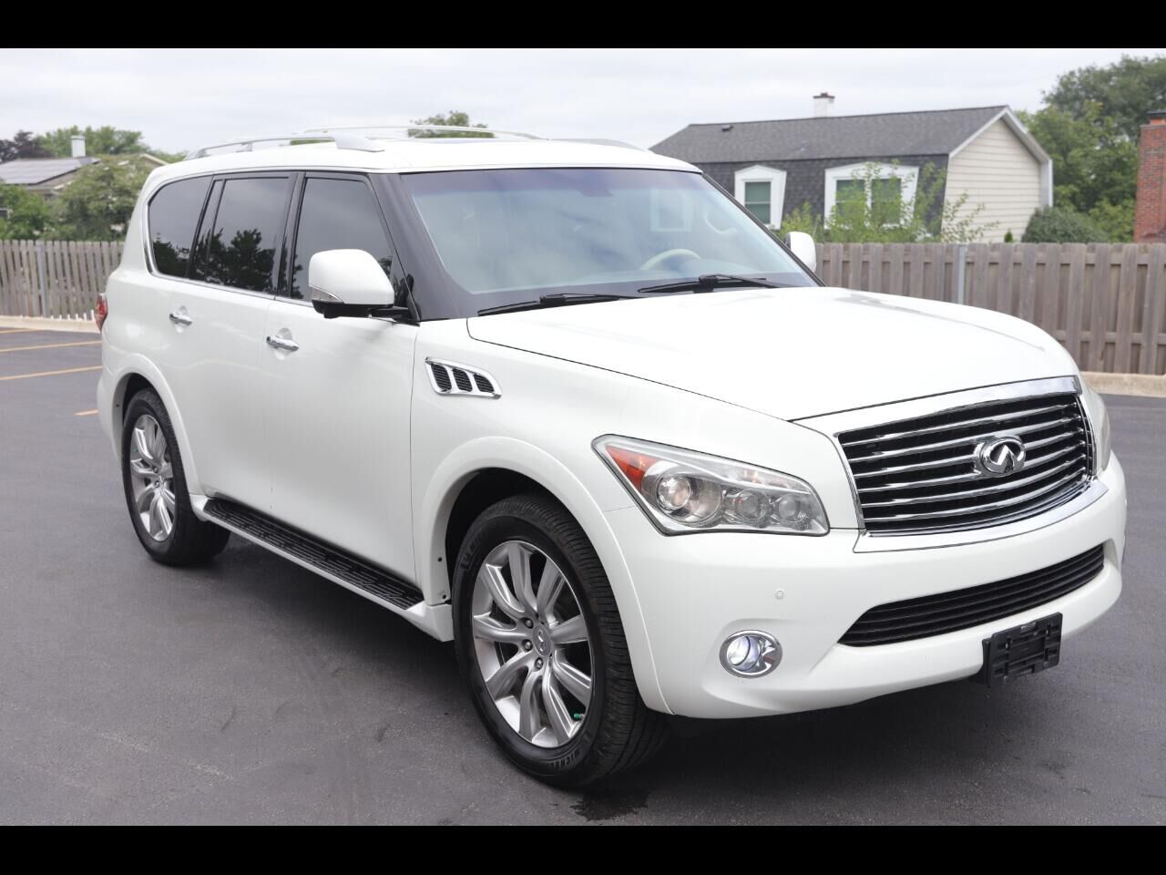 Infiniti QX56
