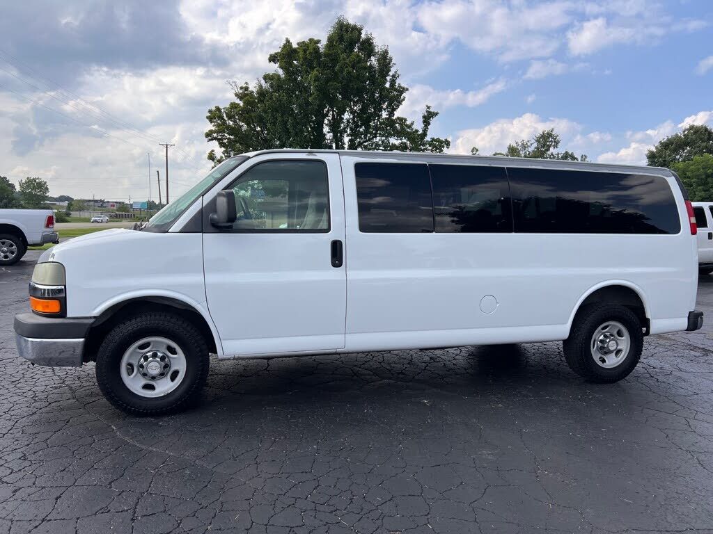 2009 CHEVROLET Express