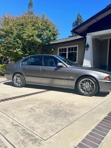 BMW M5