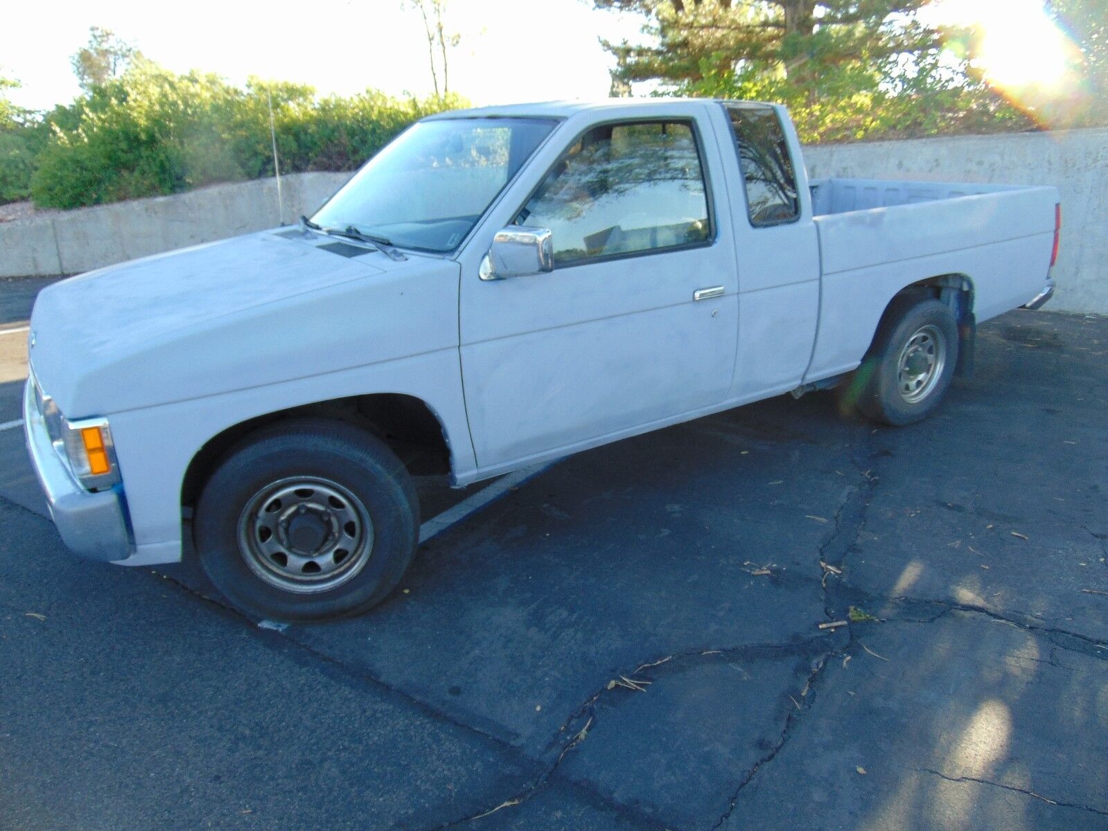 Nissan Pickup