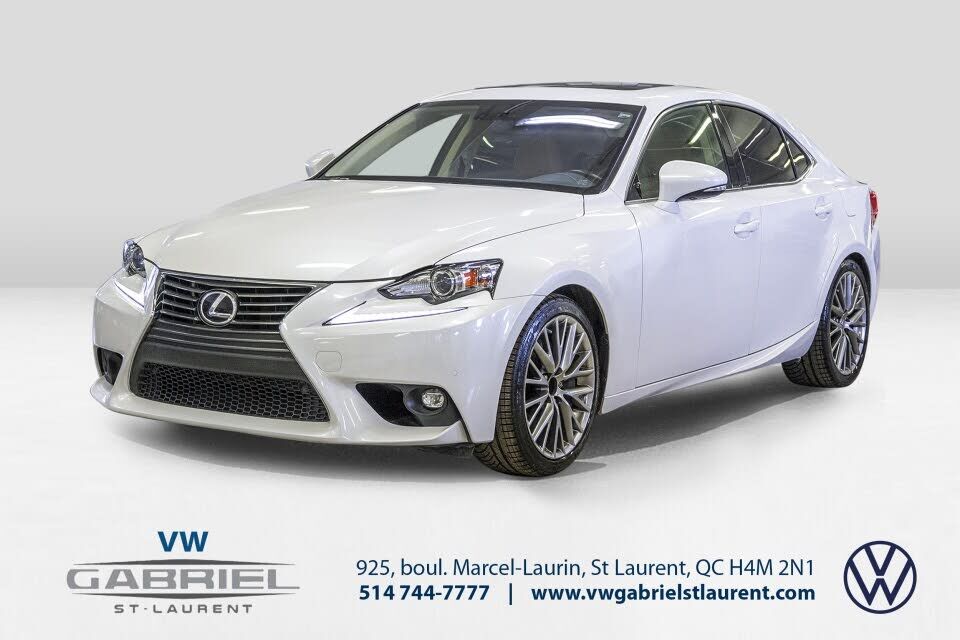Lexus IS