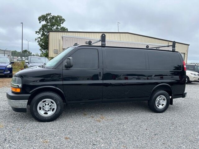 2017 CHEVROLET Express