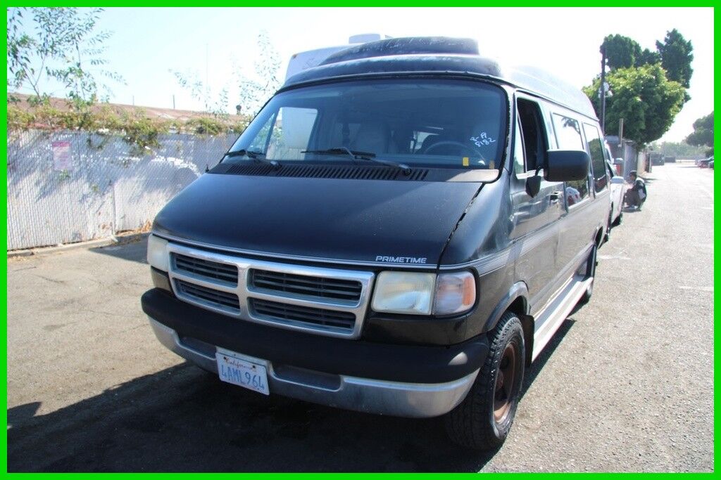 Dodge Ram Van