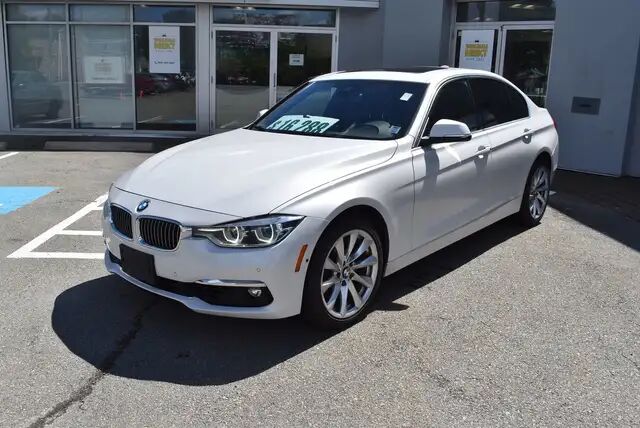 BMW 330i