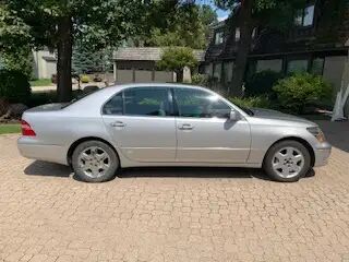 Lexus LS