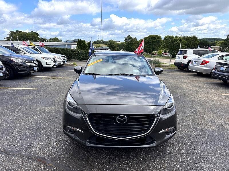 2017 MAZDA Mazda3