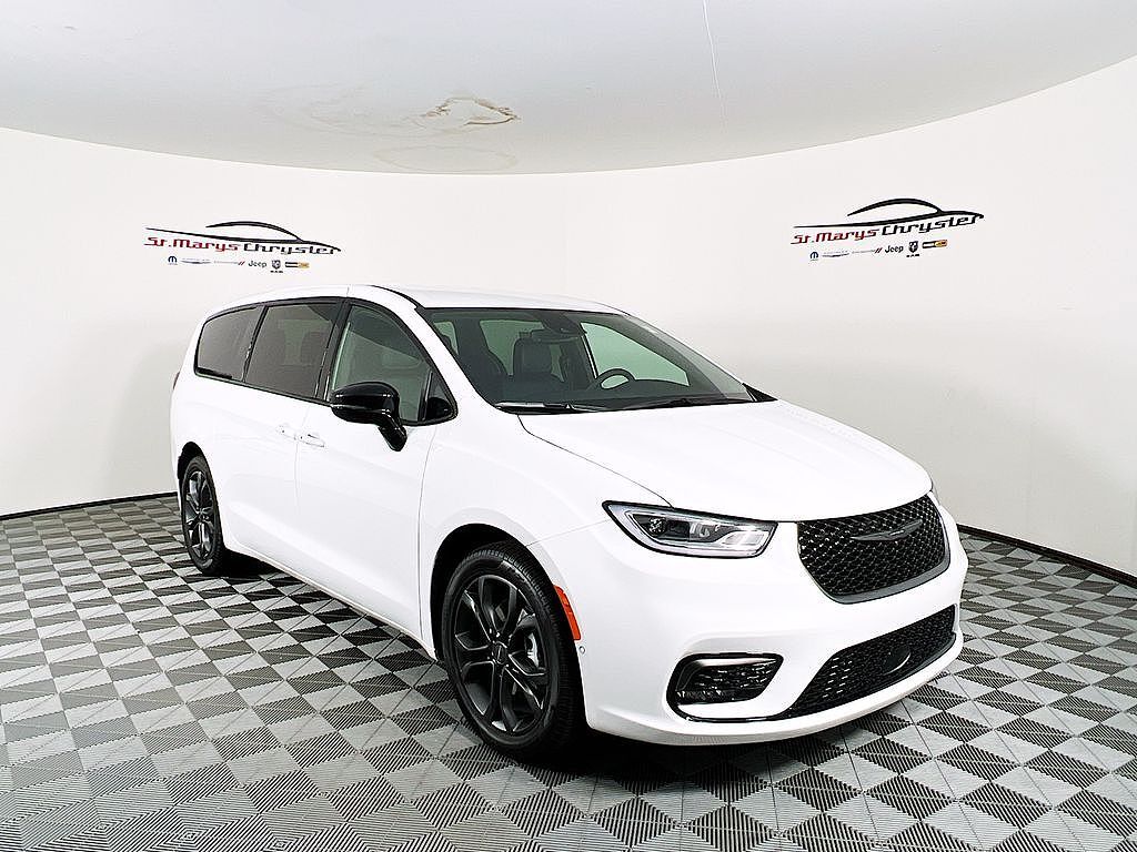 2026 CHRYSLER Pacifica