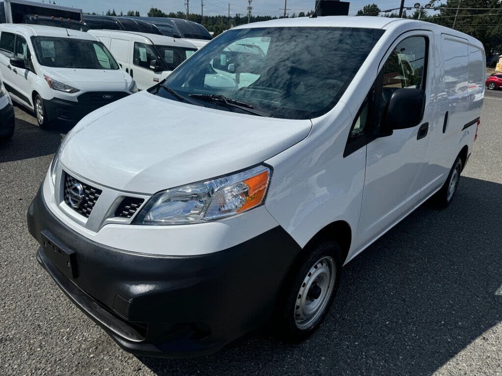 Nissan NV200