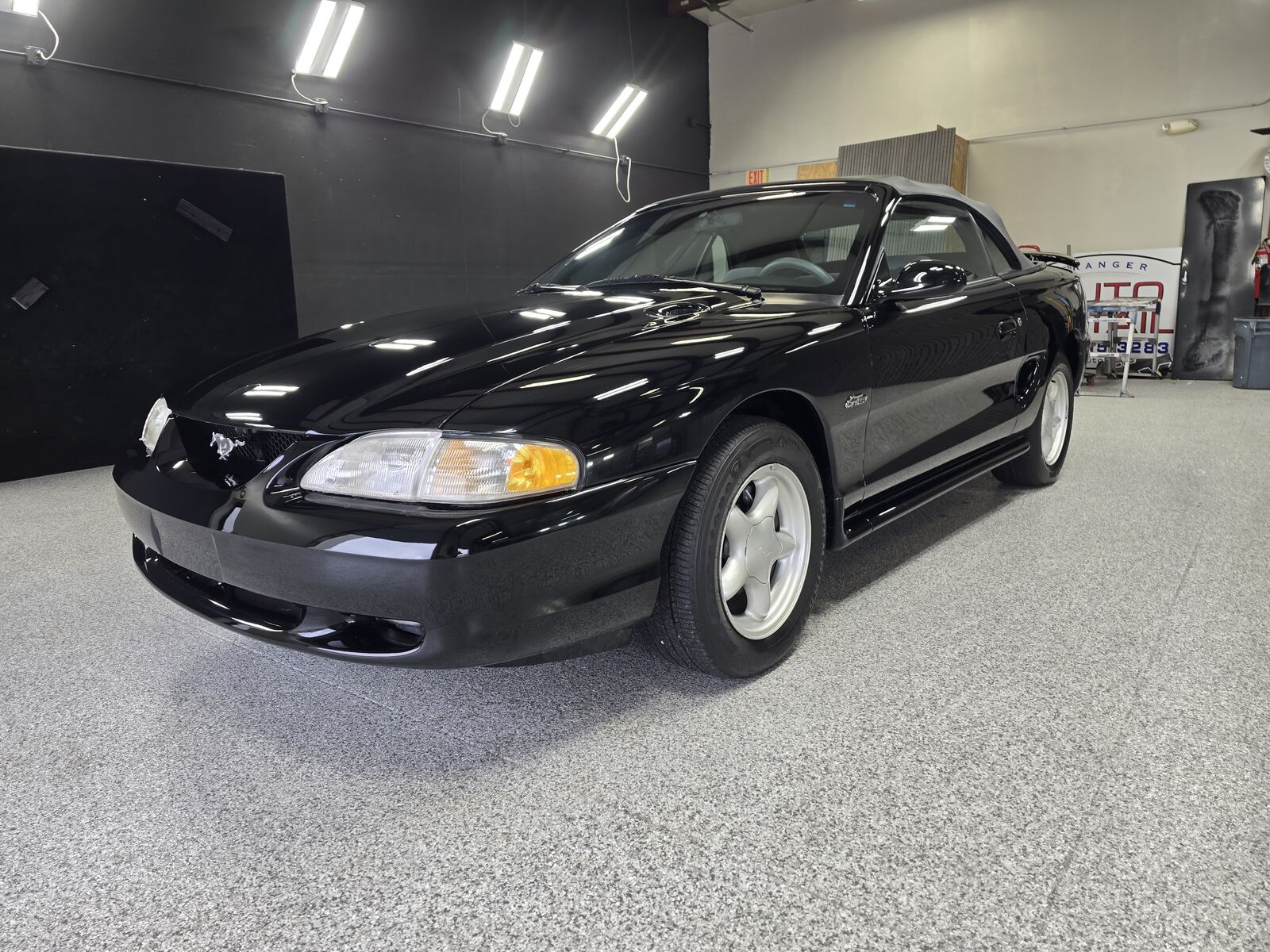 Ford Mustang