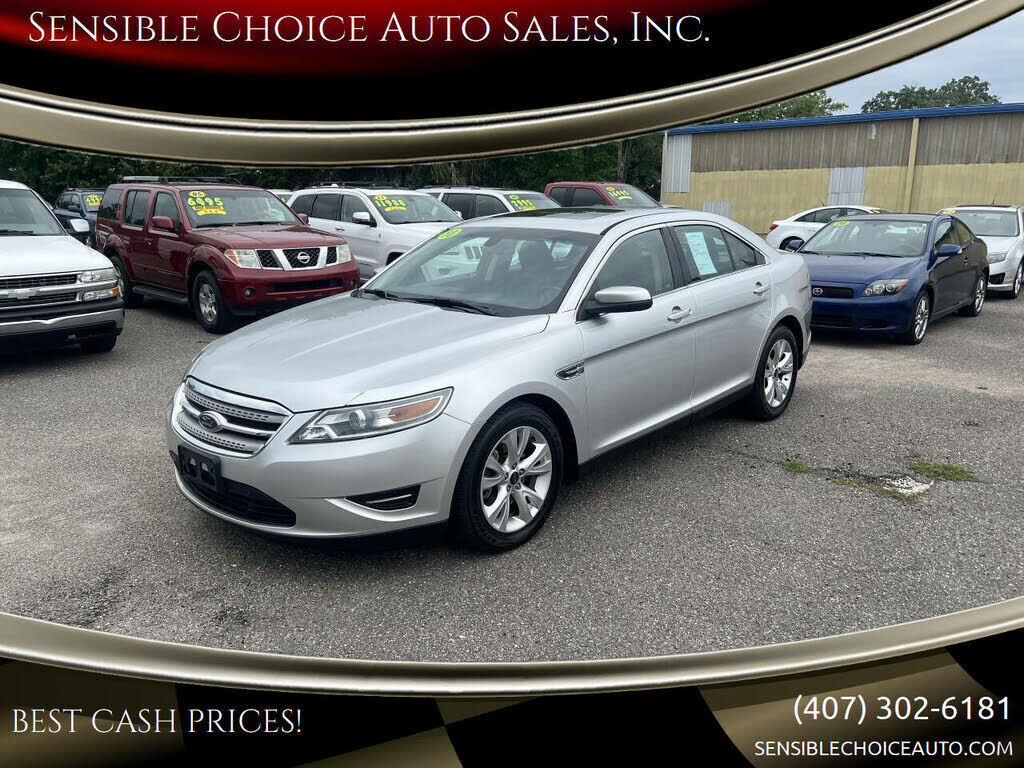 2010 FORD Taurus