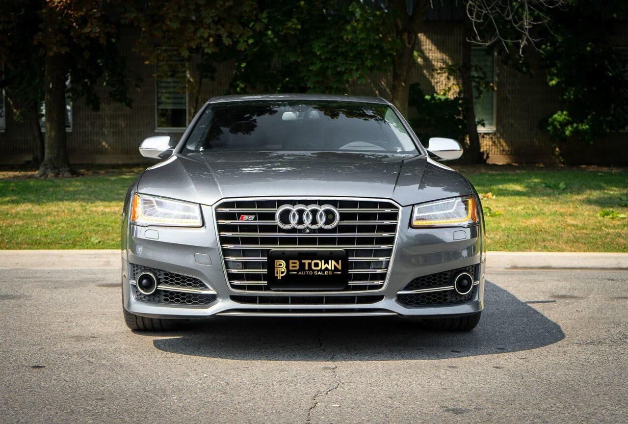 Audi S8