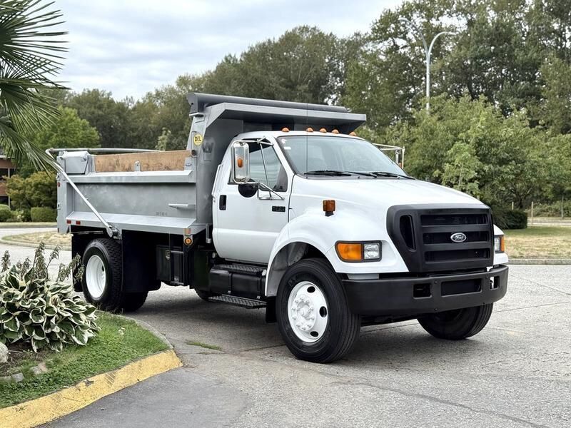 Ford F-750