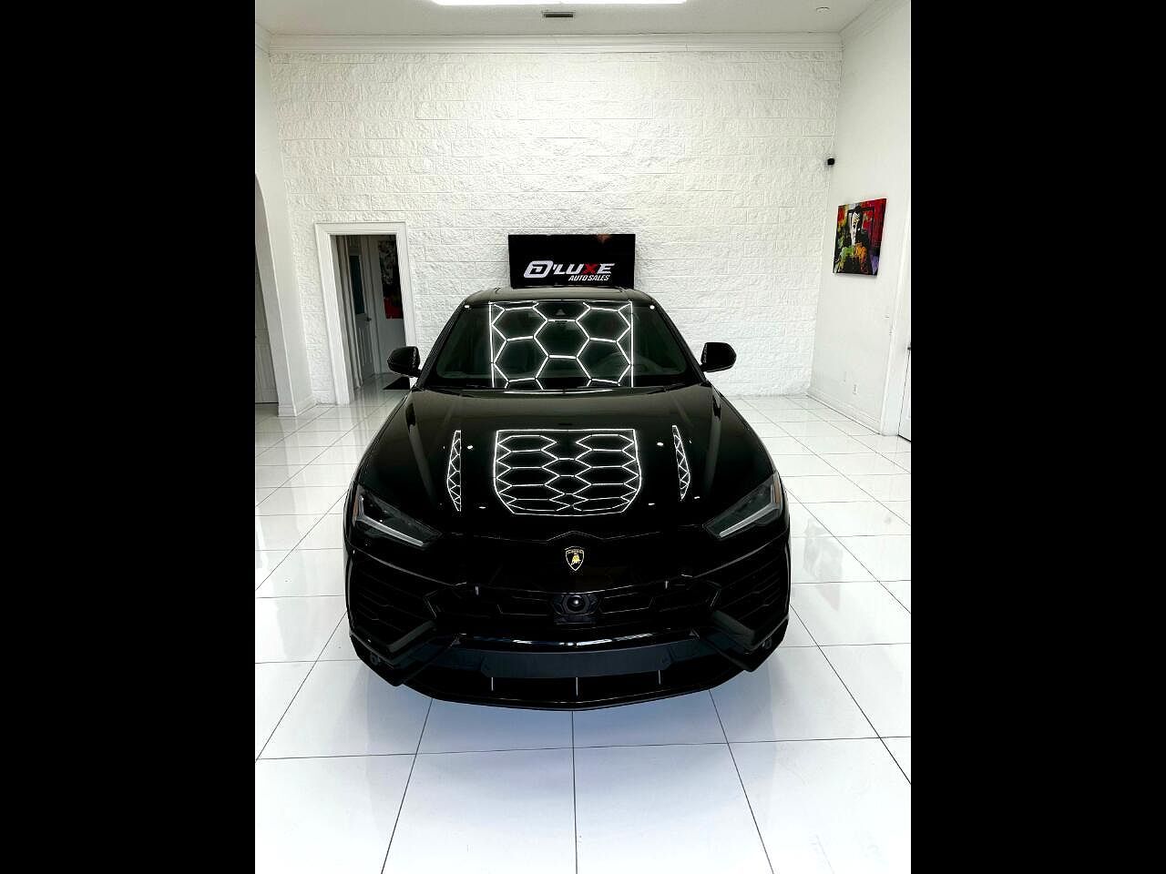 2020 LAMBORGHINI URUS