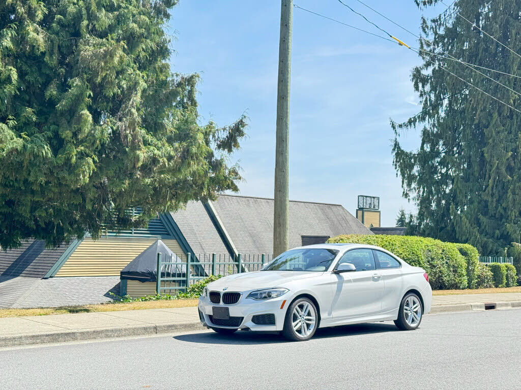 BMW 228i