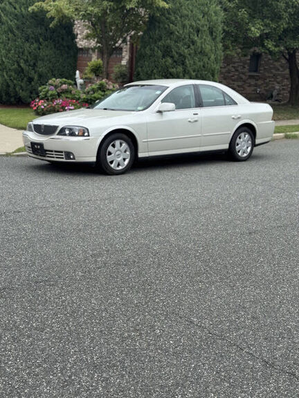 Lincoln LS