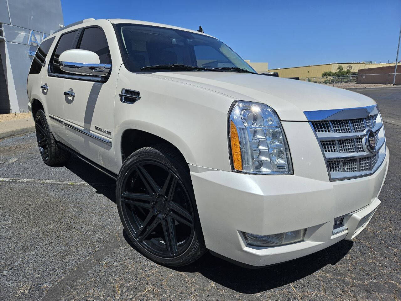 2011 CADILLAC Escalade